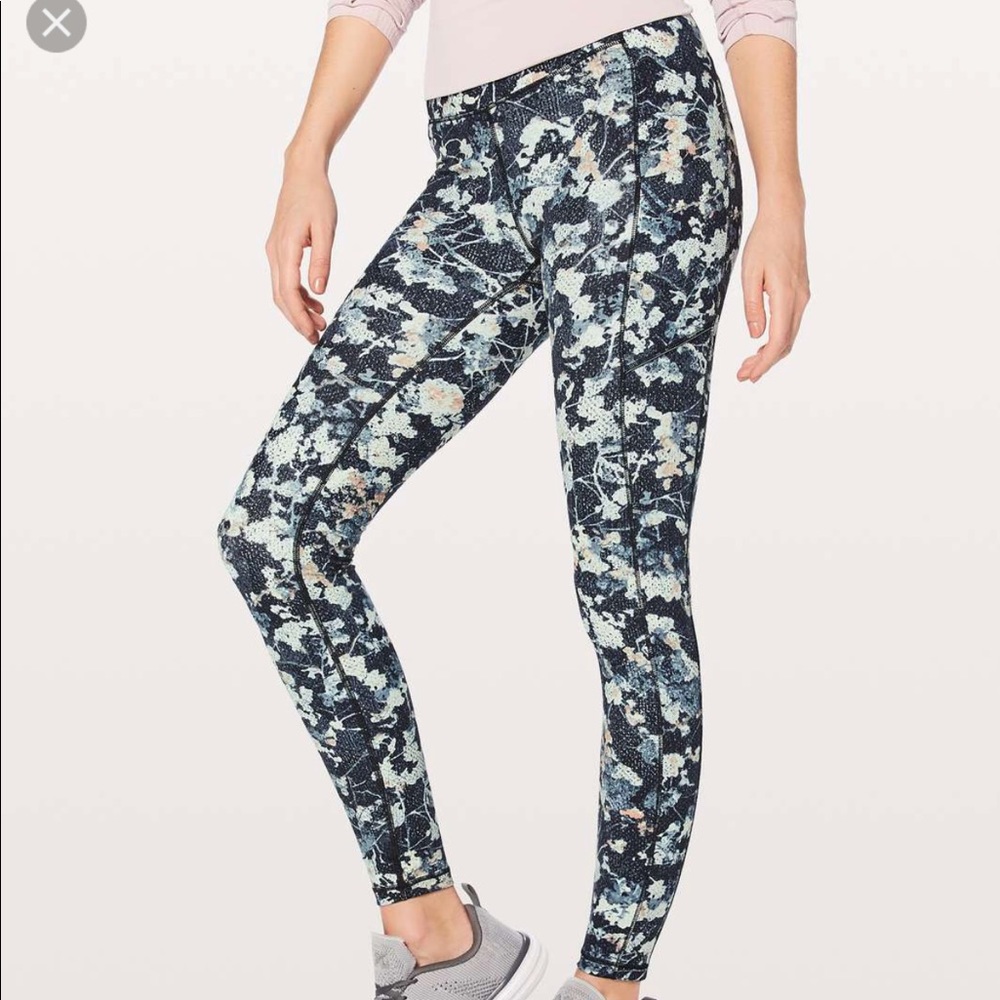Lululemon athletica Speed Up tights - barely worn